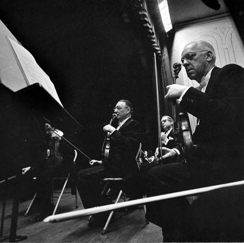 04-087 (click for large image)