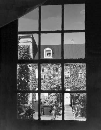 44-089 (click for large image)