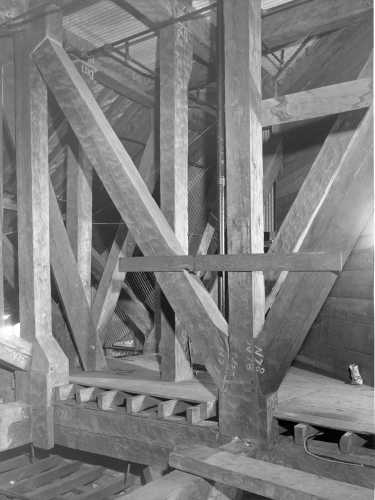 45-372 (click for large image)